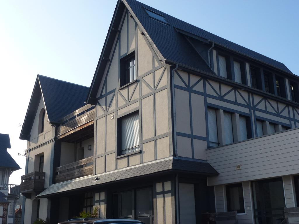 Le Normandy Apartamento Pourville-sur-Mer Quarto foto
