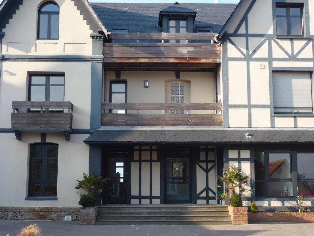 Le Normandy Apartamento Pourville-sur-Mer Quarto foto
