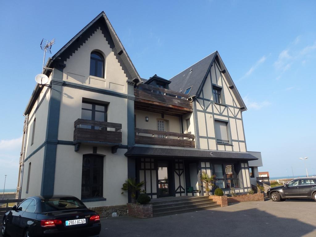 Le Normandy Apartamento Pourville-sur-Mer Quarto foto